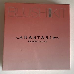 Anastasia Beverly Hills Blush Kit